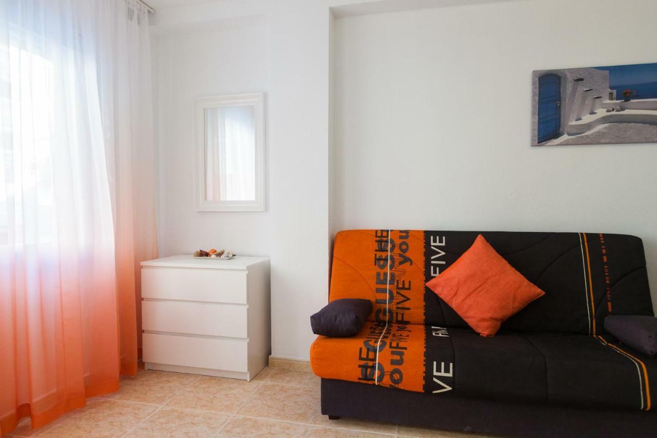 Apartment On San Julian Торевиеха Екстериор снимка